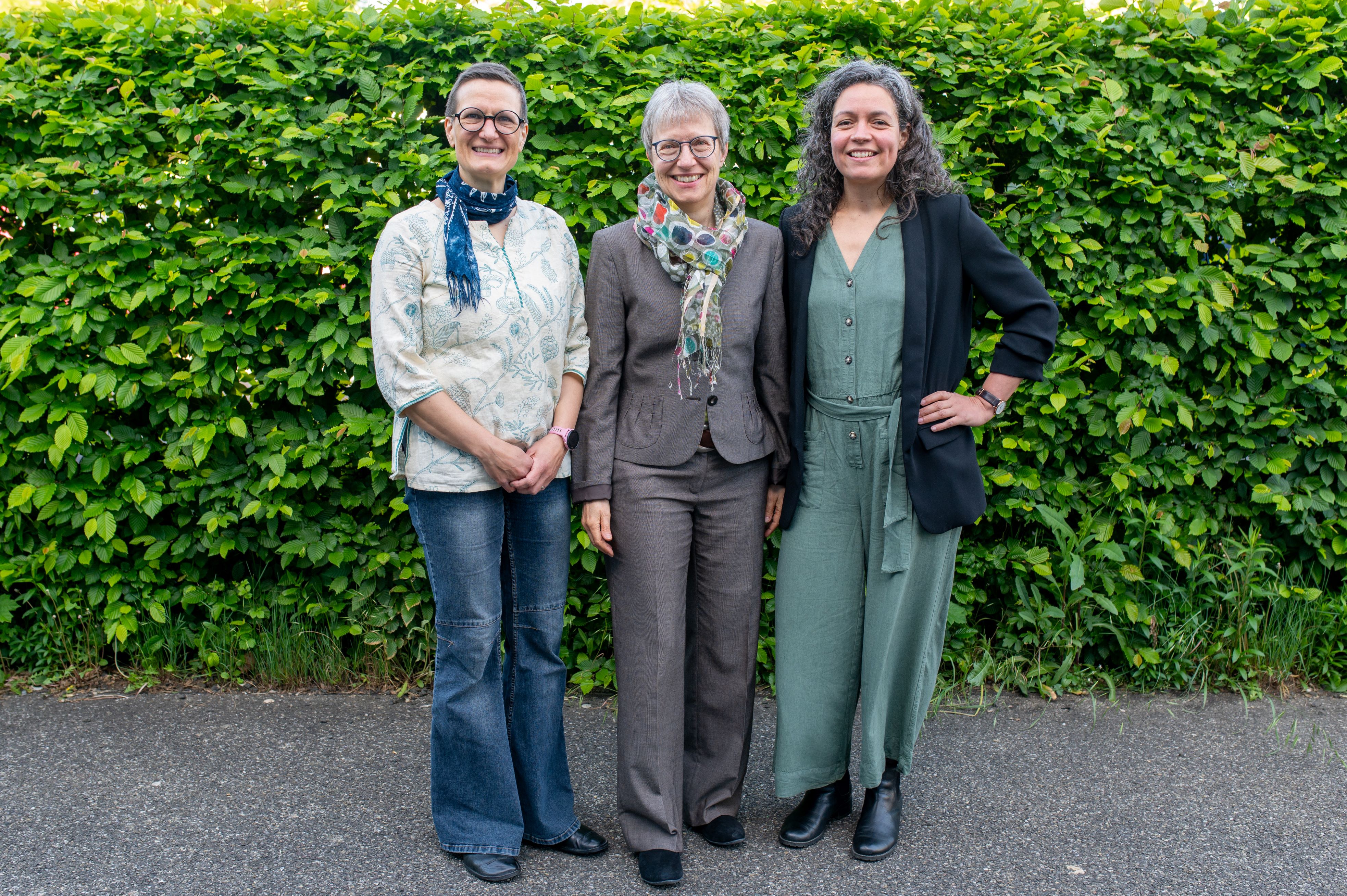 Wechsel der Geschäftsführung FK BW 2025 - Manuela Waitzmann übergibt die Geschäftsführung an Bettina Heß und Sophia Alcantara